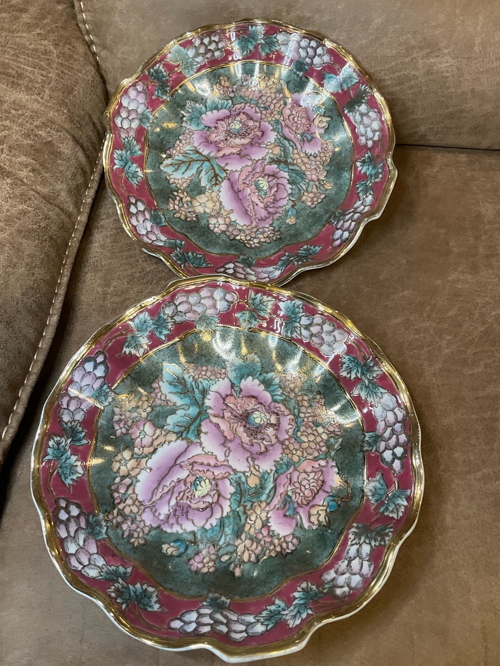 Vintage Toyo H.F.P. Macau Porcelain Scallop Edge Plates